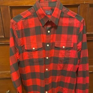 UNTUCKit flannel button down M